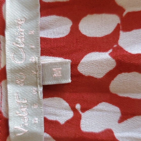 Red ruffled blouse Size M - Picture 8 of 8